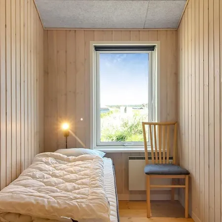 Mano - 200m From The Sea By Interhome