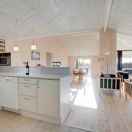 Mano - 200m From The Sea By Interhome *